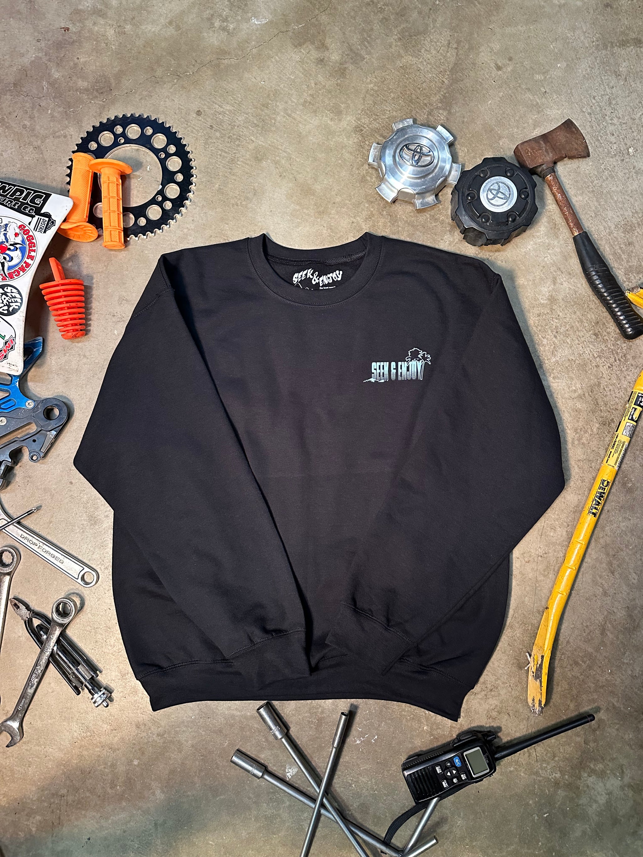 SEEKTRON CREW PULLOVER | BLACK – Seek & Enjoy Adventure Co.