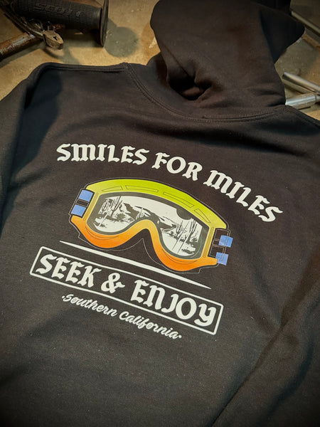 BOYS SMILES 4 MILES HOODIE | BLACK